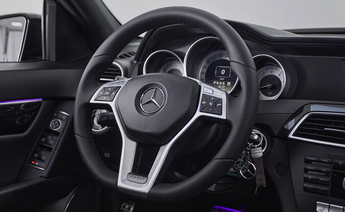 Mercedes benz C-Класс