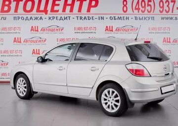 Opel Astra Вид 3