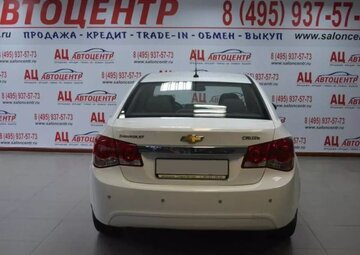 Chevrolet Cruze Вид 4
