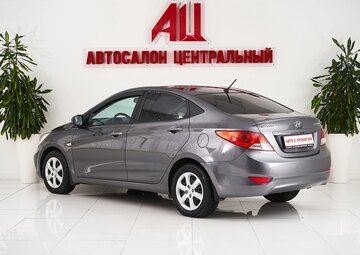 Hyundai Solaris Вид 4