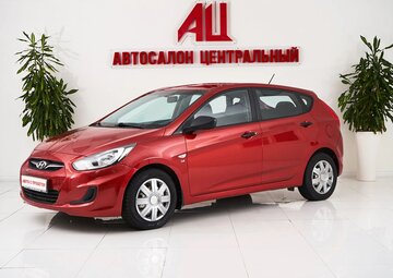 Hyundai Solaris Вид 1