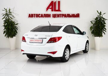 Hyundai Solaris Вид 5