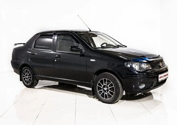 Fiat Albea Вид 3