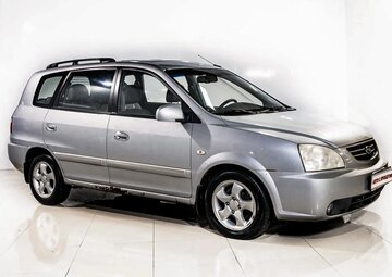 Kia Carens Вид 3