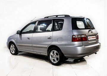 Kia Carens Вид 4