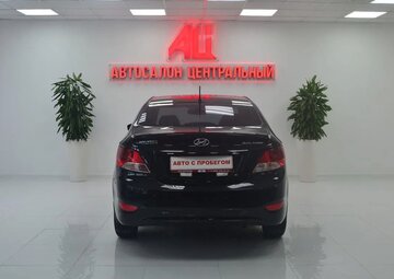 Hyundai Solaris Вид 4