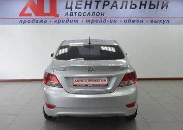 Hyundai Solaris Вид 4
