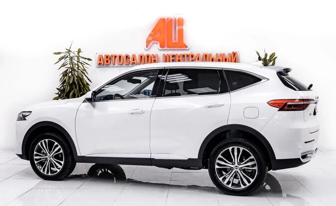 Haval F7