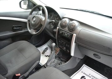 Nissan Almera Вид 5
