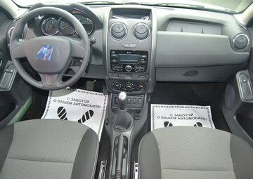 Renault Duster Вид 4
