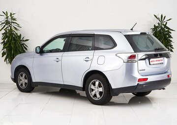 Mitsubishi Outlander Вид 5