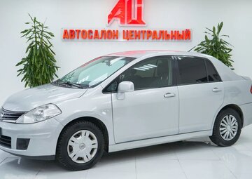 Nissan Tiida Вид 1