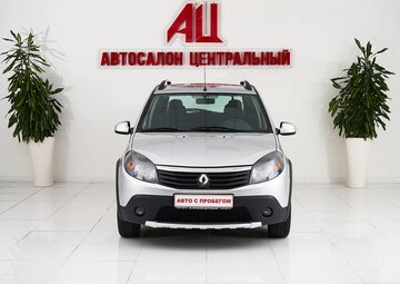 Renault Sandero Вид 2