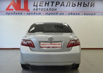 Toyota Camry Вид 4