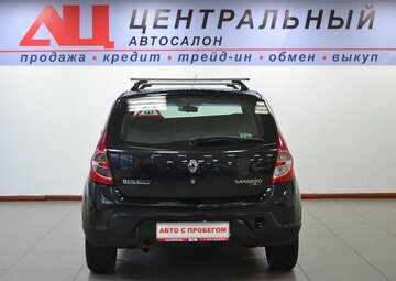 Renault Sandero Вид 4