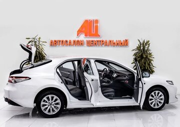 Toyota Camry Вид 5