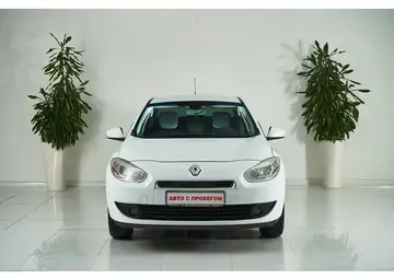 Renault Fluence Вид 2