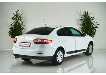 Renault Fluence Вид 5