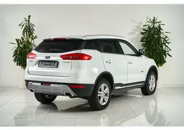 Geely Atlas Вид 5