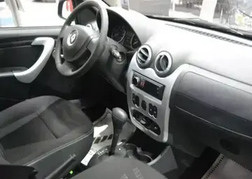Renault Sandero Вид 3