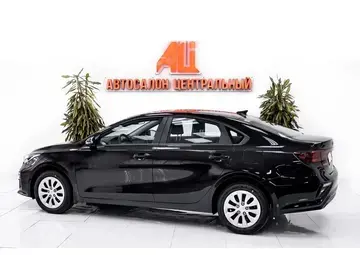 Kia Optima Вид 3