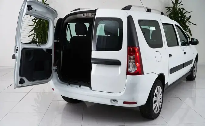 Lada Largus