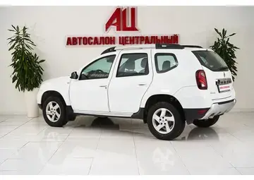 Renault Duster Вид 4