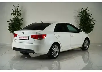 Kia Cerato Вид 5