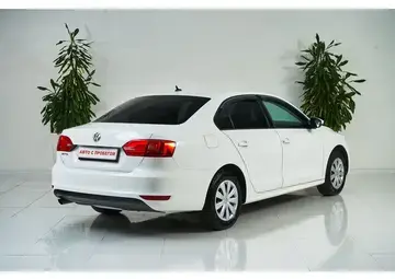 Volkswagen Jetta Вид 5