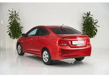 Hyundai Solaris Вид 4