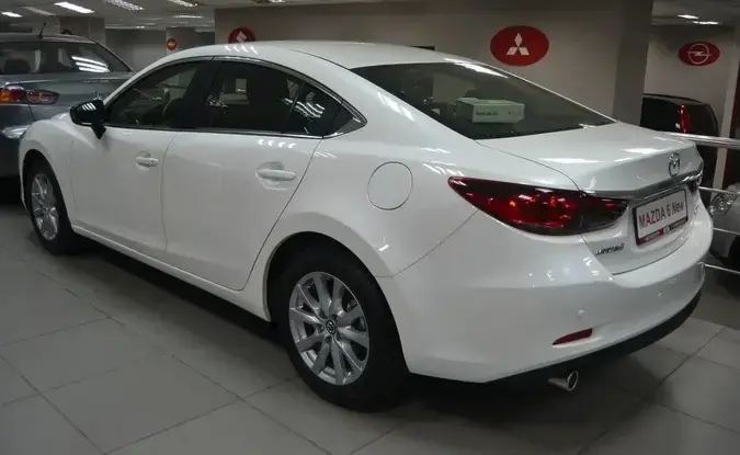 Mazda 6
