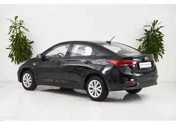 Hyundai Solaris Вид 4
