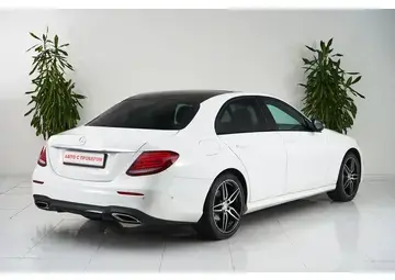 Mercedes benz E-Класс Вид 5