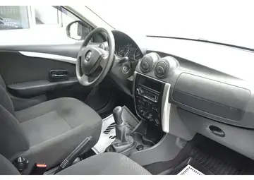 Nissan Almera Вид 5