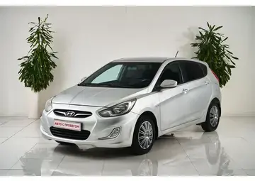 Hyundai Solaris Вид 1
