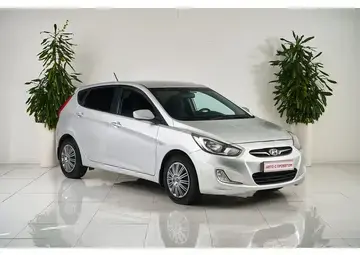 Hyundai Solaris Вид 3