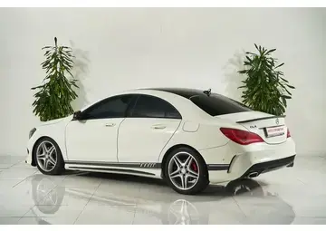 Mercedes benz CLA Вид 4