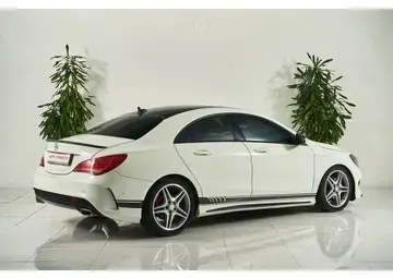 Mercedes benz CLA Вид 5