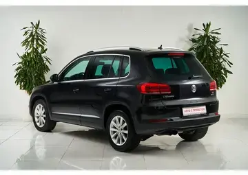 Volkswagen Tiguan Вид 4