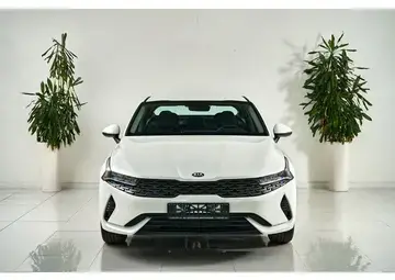 Kia K5 Вид 2