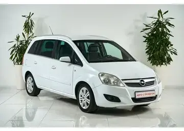 Opel Zafira Вид 3