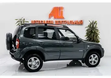 Chevrolet Niva Вид 4