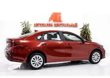 Kia Optima Вид 4