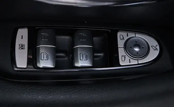 Mercedes benz E-Класс