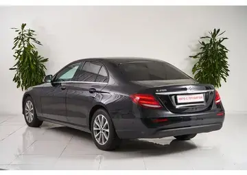 Mercedes benz E-Класс Вид 4