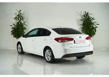Kia Cerato Вид 4