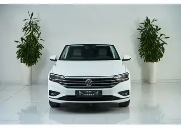 Volkswagen Jetta Вид 2