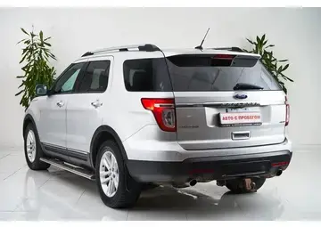 Ford Explorer Вид 4