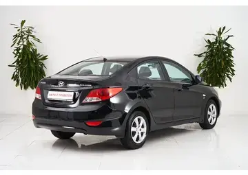 Hyundai Solaris Вид 5