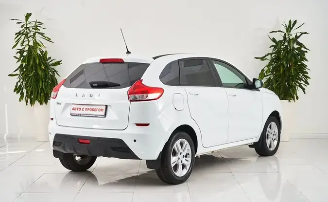 Lada XRAY